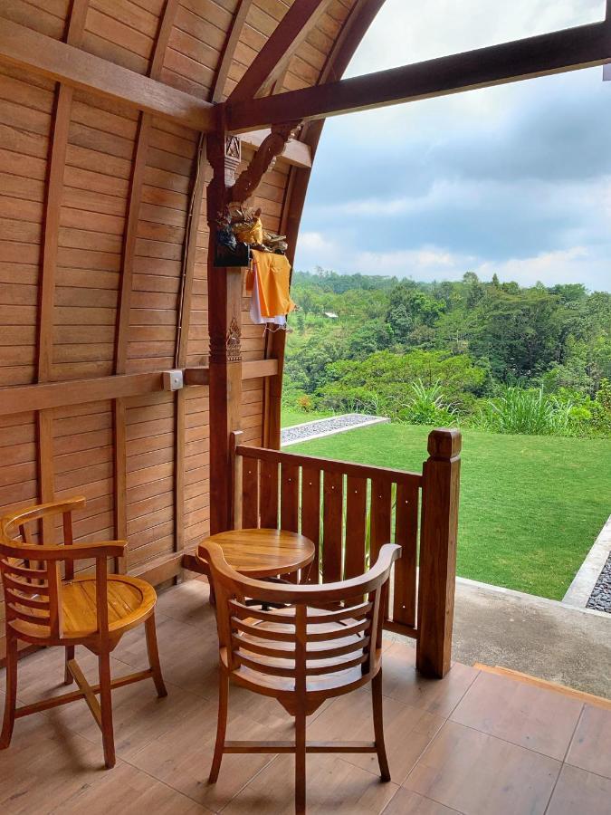 Besakih Homestay & Villa Exteriör bild