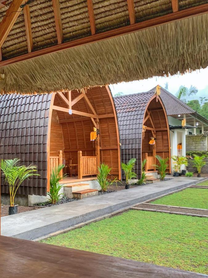 Besakih Homestay & Villa Exteriör bild
