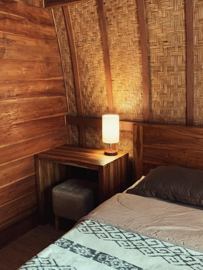 Besakih Homestay & Villa Exteriör bild